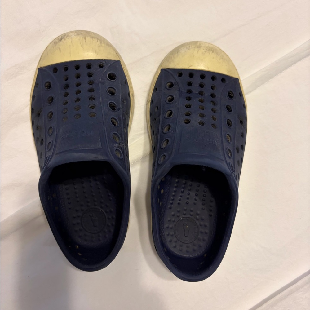 Native Kids Navy and Cream Water Shoes